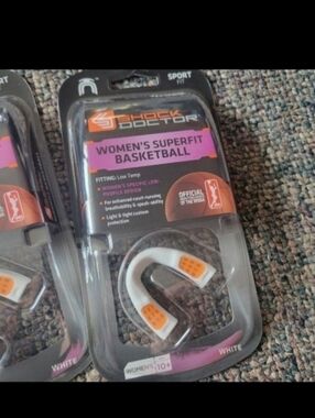 Shock Doctor 92W02A Superfit Basketball Womens Mouthguard White, Adult